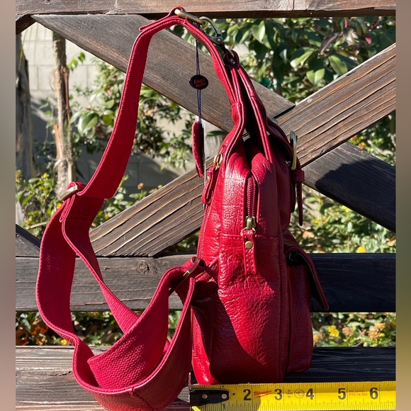 Amerileather Sling Purse - Picture 9 of 16